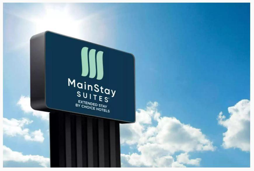 Mainstay Suites Middleburg Heights Cleveland Airport Εξωτερικό φωτογραφία