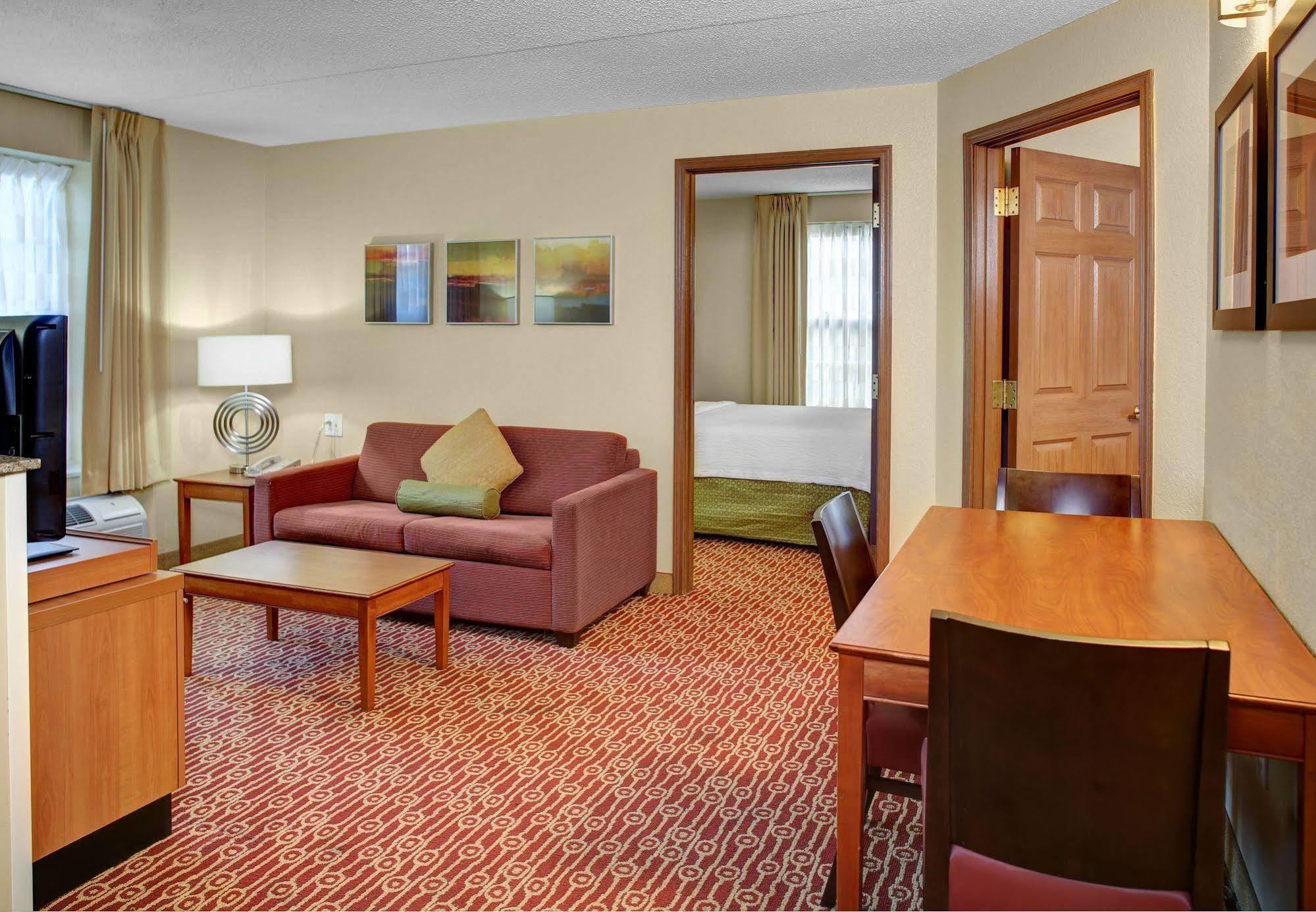 Mainstay Suites Middleburg Heights Cleveland Airport Εξωτερικό φωτογραφία